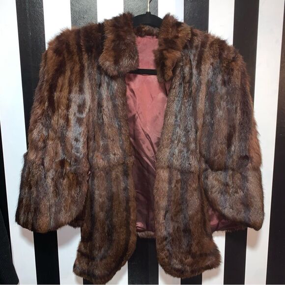 Luxury Vintage Real Fur 1940s Mink Cape/Vest/Stole Mint Condition Mob Wife Vibe - Picture 16 of 16